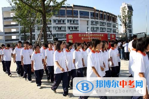 都江堰中学怎么样、好吗