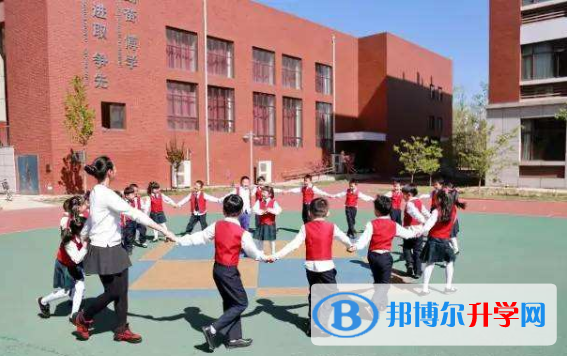 河北师范大学附属中学中加国际班怎么样、好不好