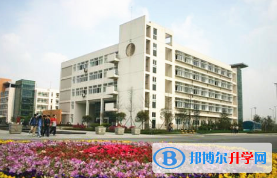 西南交通大学附属中学2022年招生录取分数线