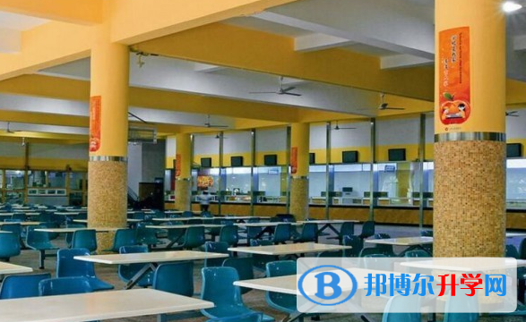 重庆市鱼洞中学校2021年宿舍条件