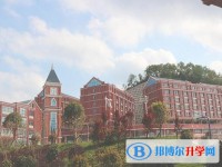 六盘水北大培文学校2024年招生办联系电话