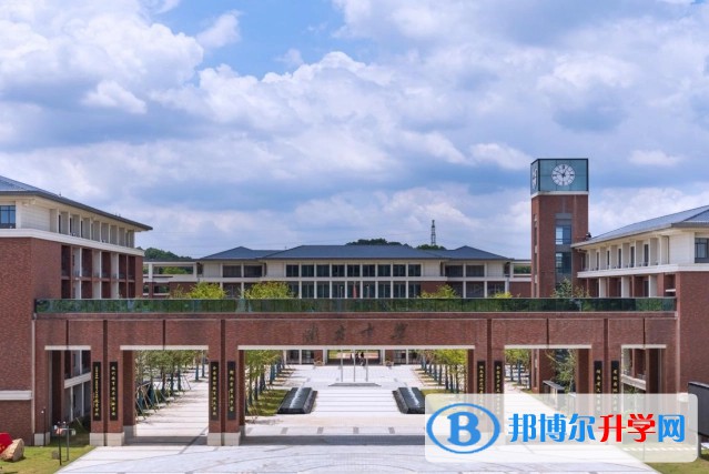 株洲市南方中学地址，乘车路线