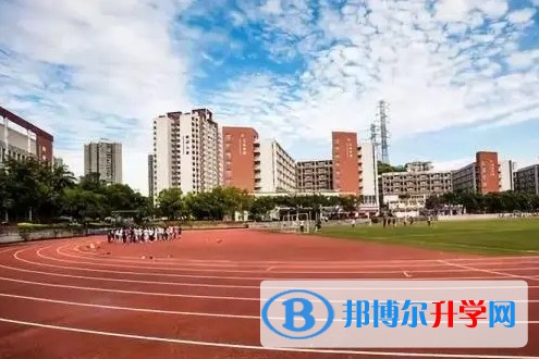 重庆市巴蜀中学(张家花园校区)怎么样、好不好