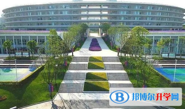 2024重庆市渝北中学校多少钱(学费明细)